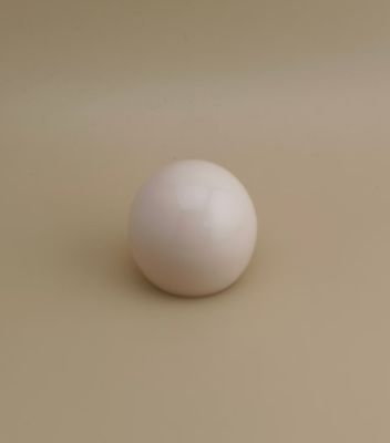 ฝาพลาสติกสีขาวข้าว ทรงกลมเรียบ สำหรับขวดเครื่องสำอาง