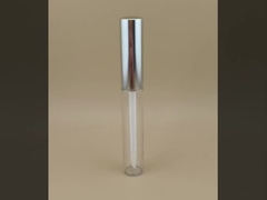 การออกแบบที่ละเอียดอ่อน บรรจุภัณฑ์ลิปบาล์มใส พร้อมฝาสีเงินสำหรับลิปสติก