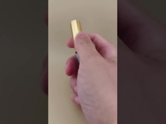 แปรงขนตาสีทองพร้อมฝาเกลียวสำหรับผู้หญิงเพื่อลุคที่สมบูรณ์แบบ