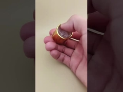 สีเหลือง อลูมิเนียม-พลาสติกกลม ปิดเรียบด้วยปุ่มใส สําหรับขวดดูแลผิว