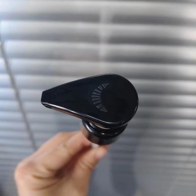 เอาต์พุต 1.20 - 1.50ml/T Black Lotion Dispenser Pump สำหรับแชมพูสระผม