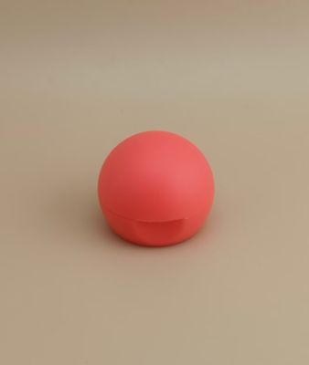 ฝาพลาสติกสีแดงอ่อน ทรงกลม ผิวด้าน เรียบ สำหรับขวดเครื่องสำอาง