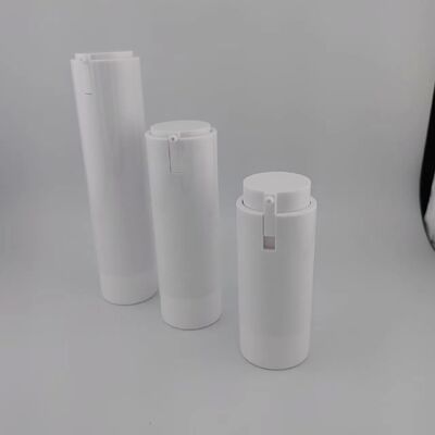 บรรจุภัณฑ์เครื่องสำอาง 30ml ขวดปั๊มสุญญากาศขวดพลาสติกสีขาวปั๊มโลชั่นขวด PP