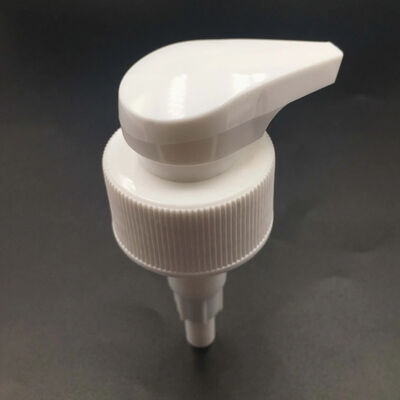 4.0cc พลาสติกปั๊มน้ํายาขนาดใหญ่สําหรับขวดบรรจุเครื่องสําอาง K206-7
