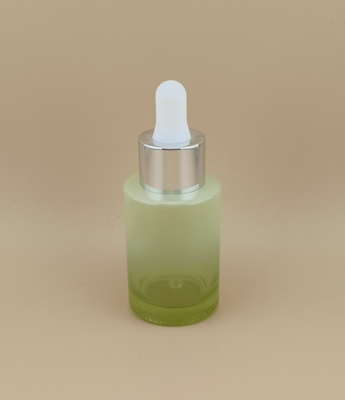 กระป๋องน้ําตกใส ปรับปรุงค่อยๆ สีเขียวเรียบกลม K-GBL30 สําหรับการออกแบบสารประกอบที่กําหนดเอง