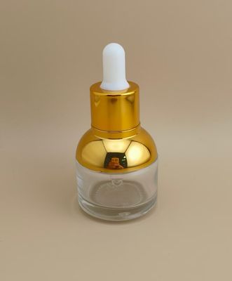 กระป๋องน้ําตกลงกลมใสที่สวยงามสําหรับน้ําสุก