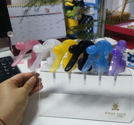เครื่องฉีดกระตุ้นขนาดเล็กใสสําหรับทําความสะอาดในครัวเรือน